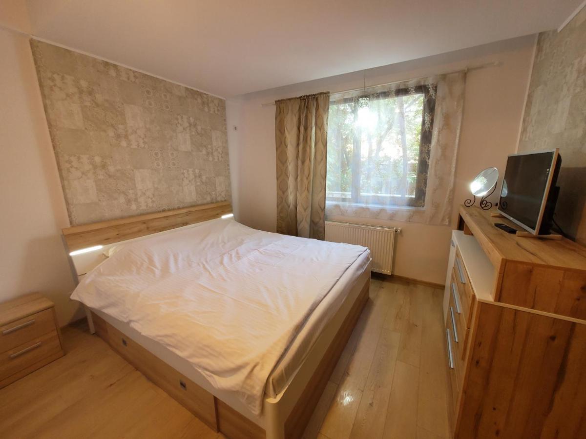Morii Lake Apartment Boekarest Buitenkant foto